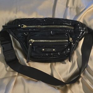 TUTILO Black Quilted Women's Bag Fanny PACK